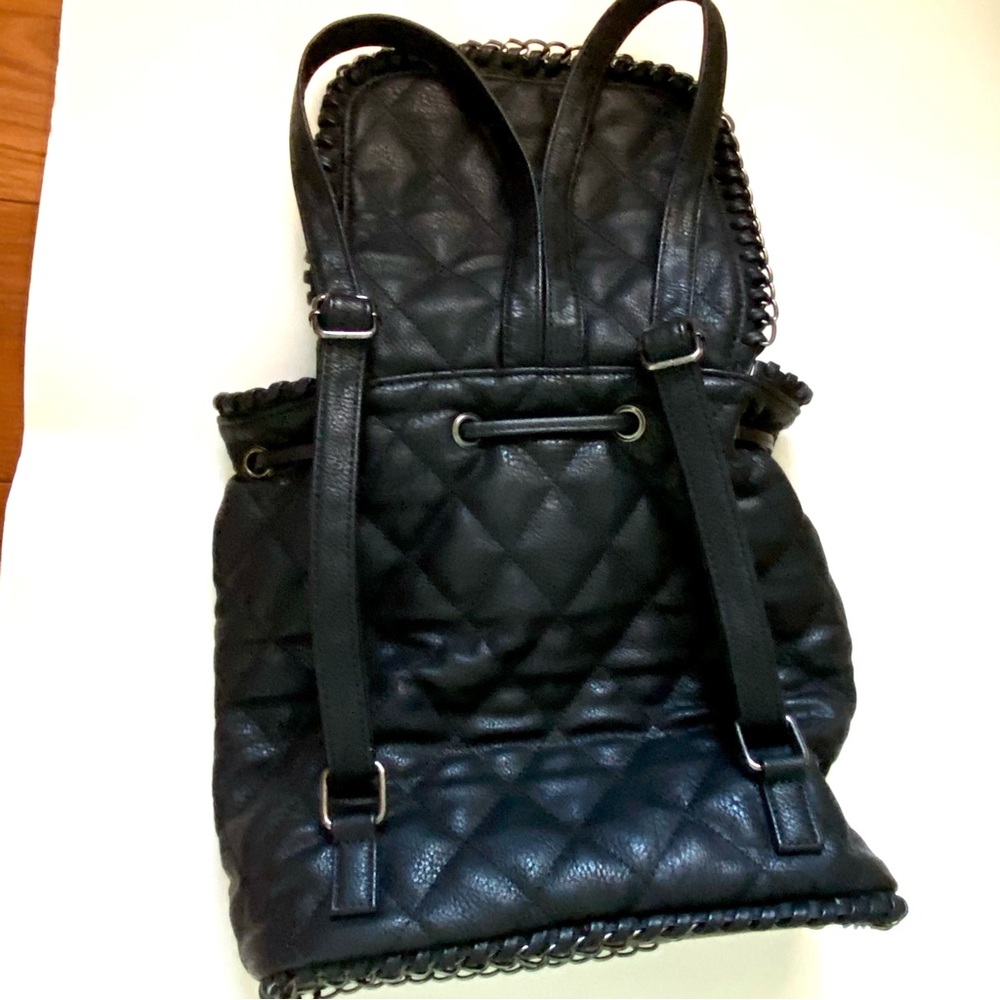 SAKS FIFTH AVENUE BACKPACKđź’• - Picture 4 of 10